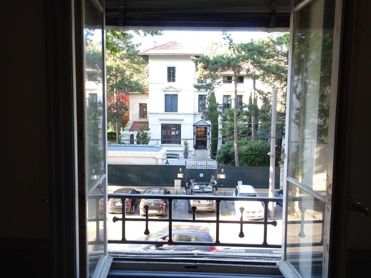 Belges Apartment Lyon Exterior foto